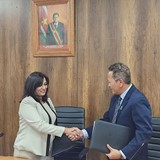 Trustbank Amanah Trustbank Amanah en Ministerie van Economische Zaken, Ondernemerschap en Technologische Innovatie (EZ) ondertekenen beheersovereenkomst KMO Fonds.